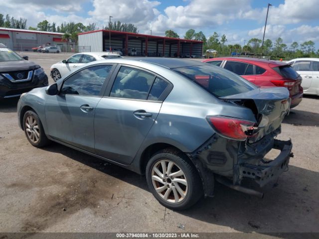 Photo 2 VIN: JM1BL1U7XD1708396 - MAZDA MAZDA3 