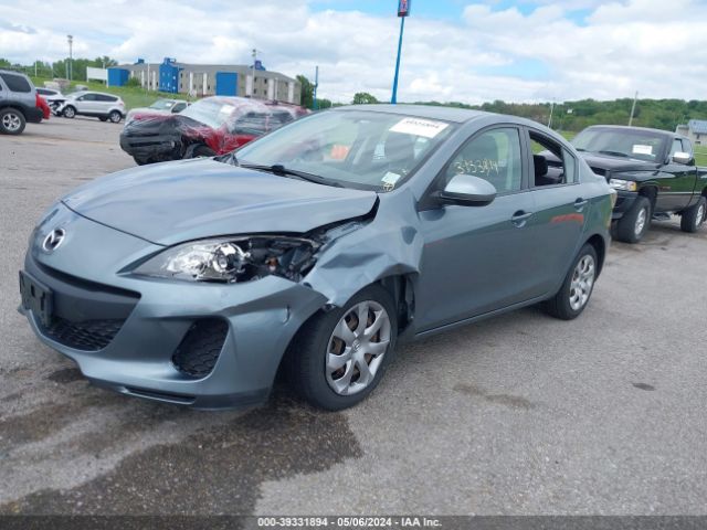 Photo 1 VIN: JM1BL1U7XD1787150 - MAZDA MAZDA3 