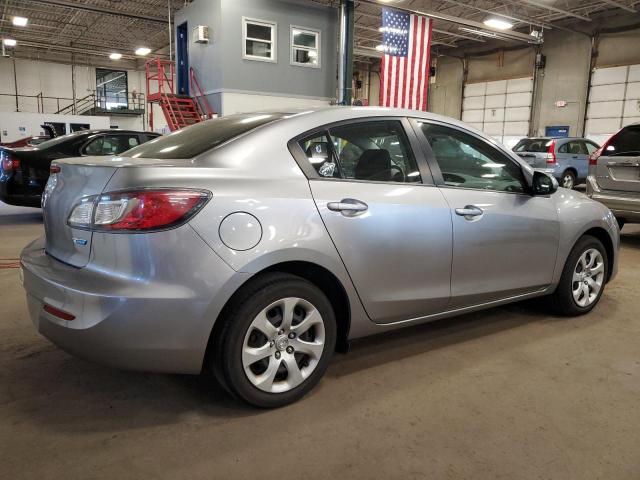 Photo 2 VIN: JM1BL1U7XD1845063 - MAZDA 3 I 