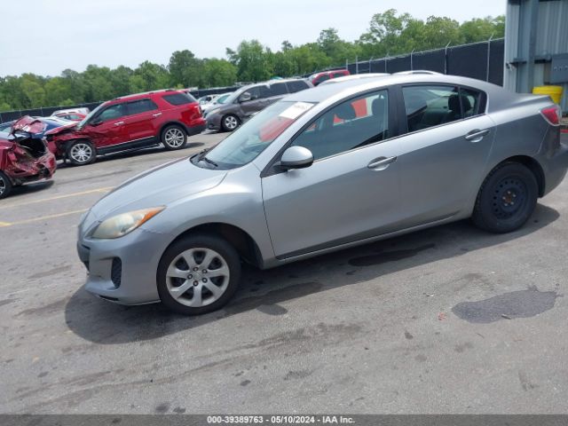 Photo 1 VIN: JM1BL1U80D1703488 - MAZDA 3 