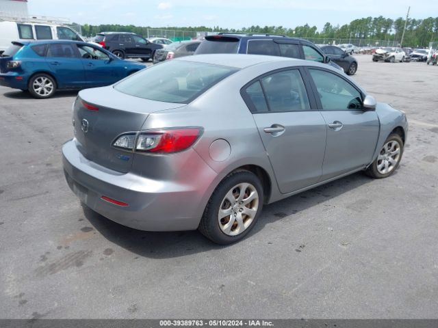 Photo 3 VIN: JM1BL1U80D1703488 - MAZDA 3 