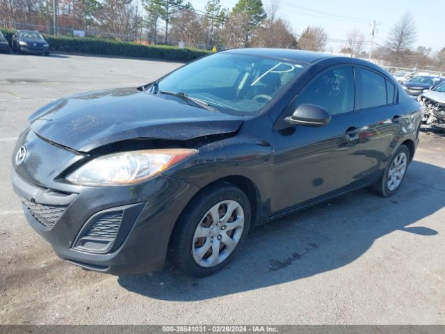 Photo 1 VIN: JM1BL1UF0B1496225 - MAZDA MAZDA3 