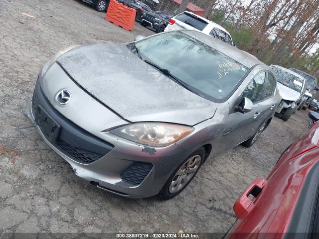 Photo 1 VIN: JM1BL1UF0C1562273 - MAZDA MAZDA3 