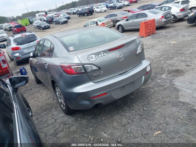 Photo 2 VIN: JM1BL1UF0C1562273 - MAZDA MAZDA3 