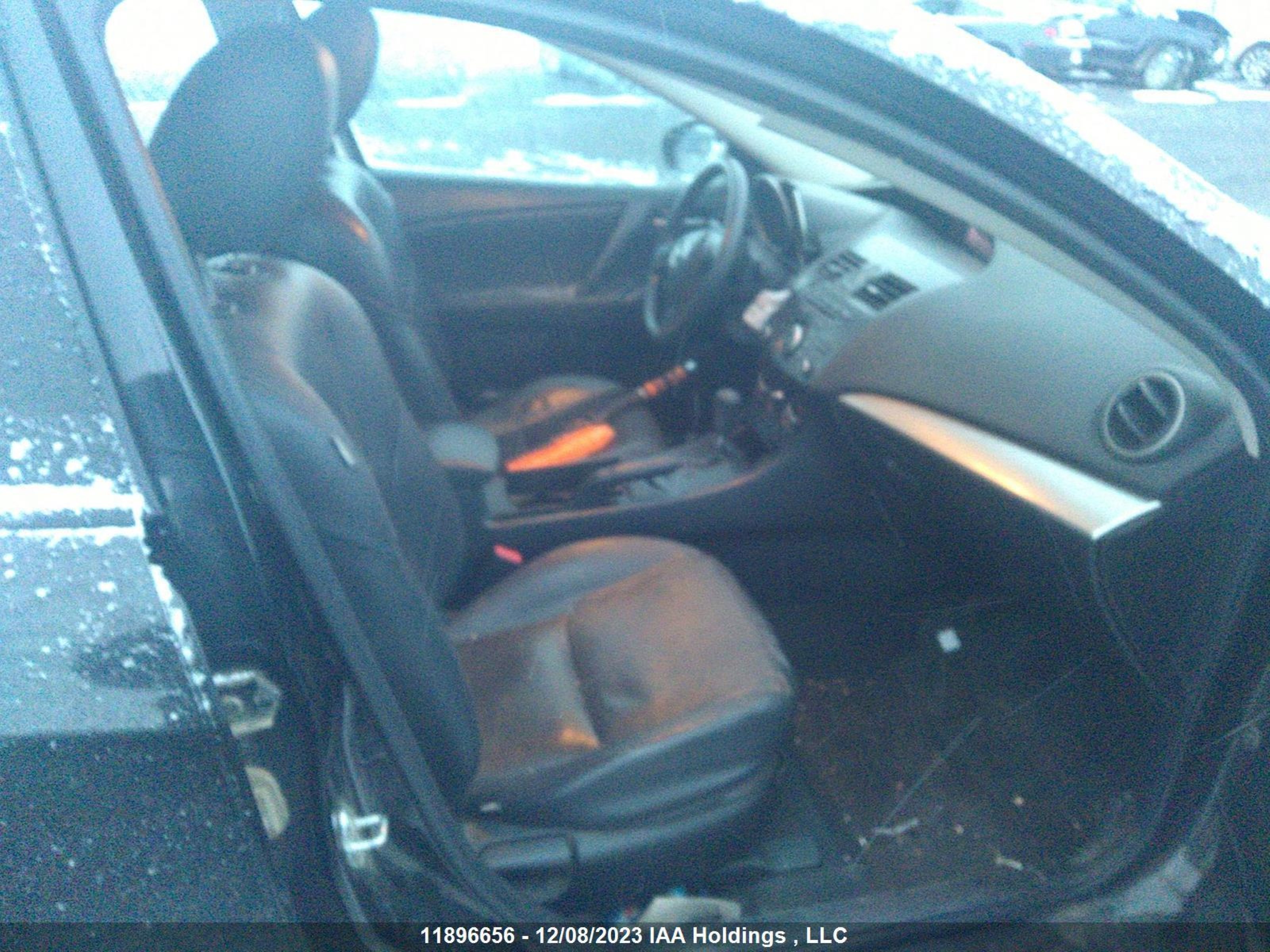 Photo 4 VIN: JM1BL1UF0C1604621 - MAZDA 3 