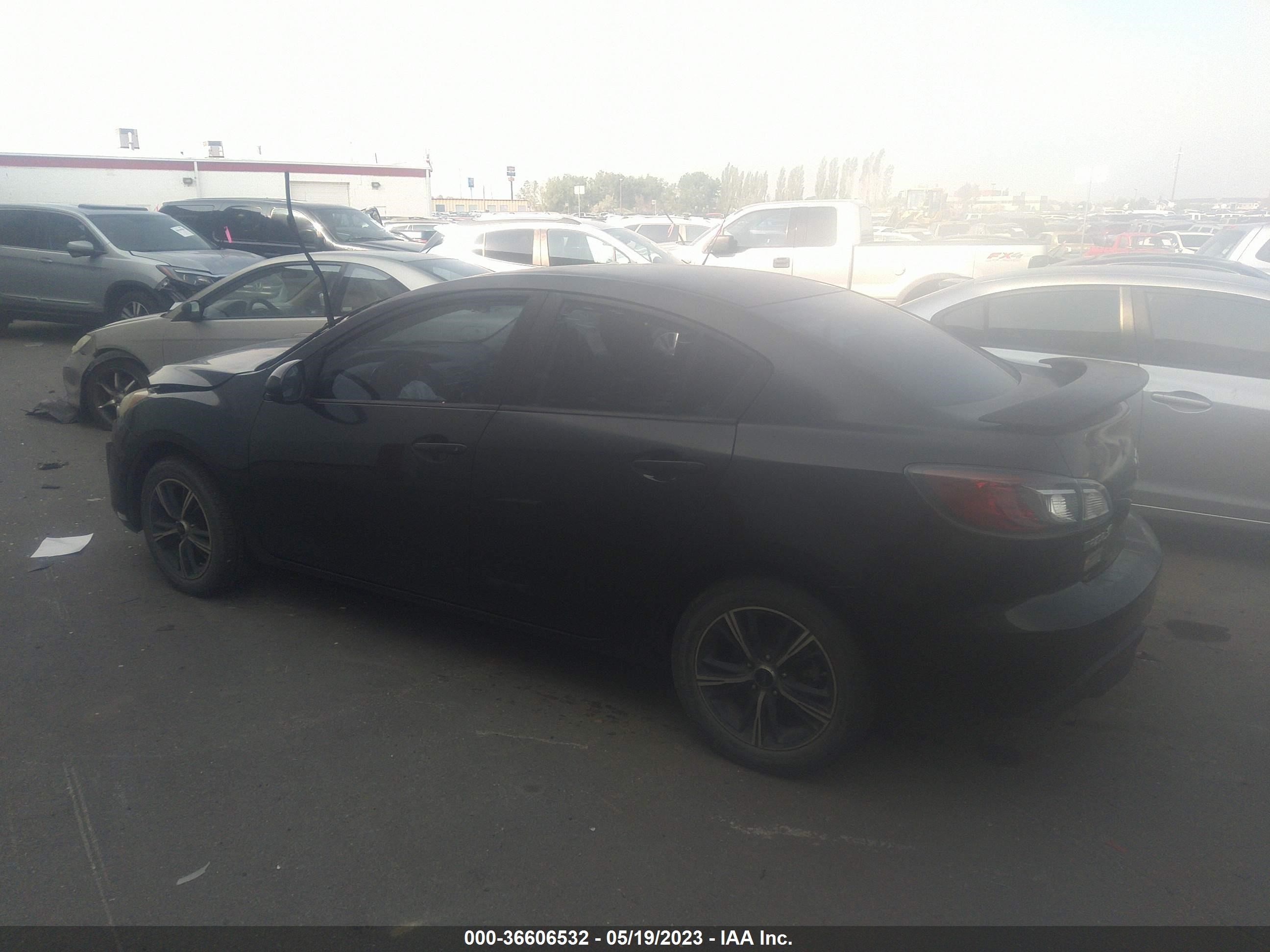 Photo 2 VIN: JM1BL1UF1B1365529 - MAZDA 3 