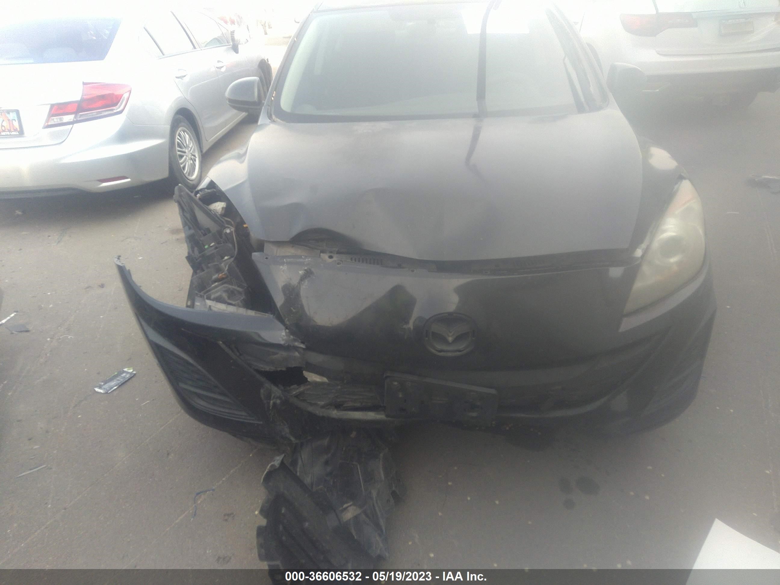 Photo 5 VIN: JM1BL1UF1B1365529 - MAZDA 3 