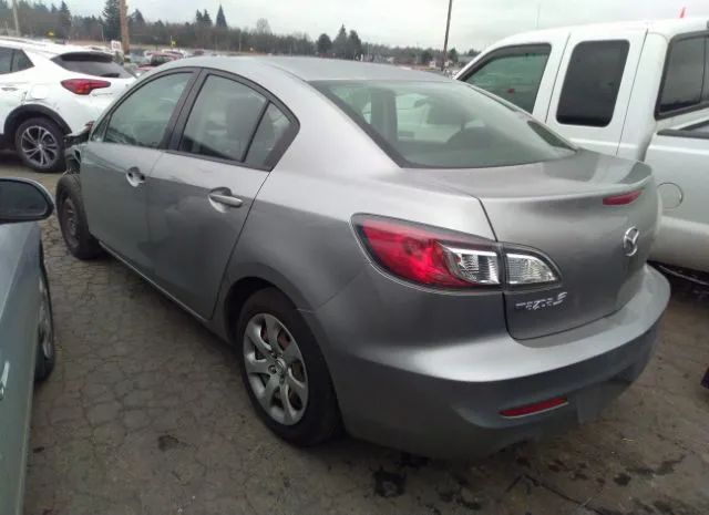 Photo 2 VIN: JM1BL1UF1C1529928 - MAZDA MAZDA3 