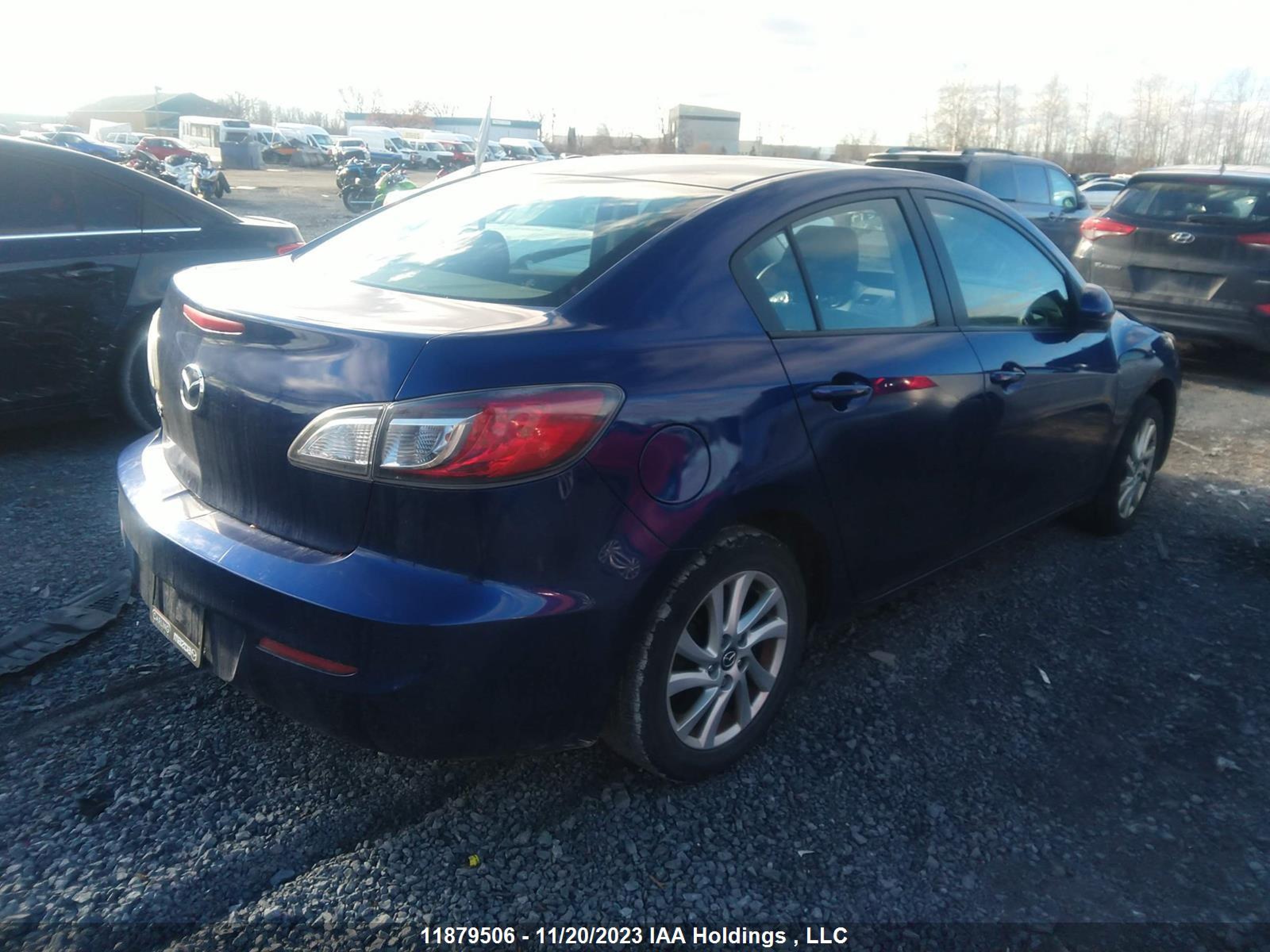 Photo 3 VIN: JM1BL1UF1D1752021 - MAZDA 3 