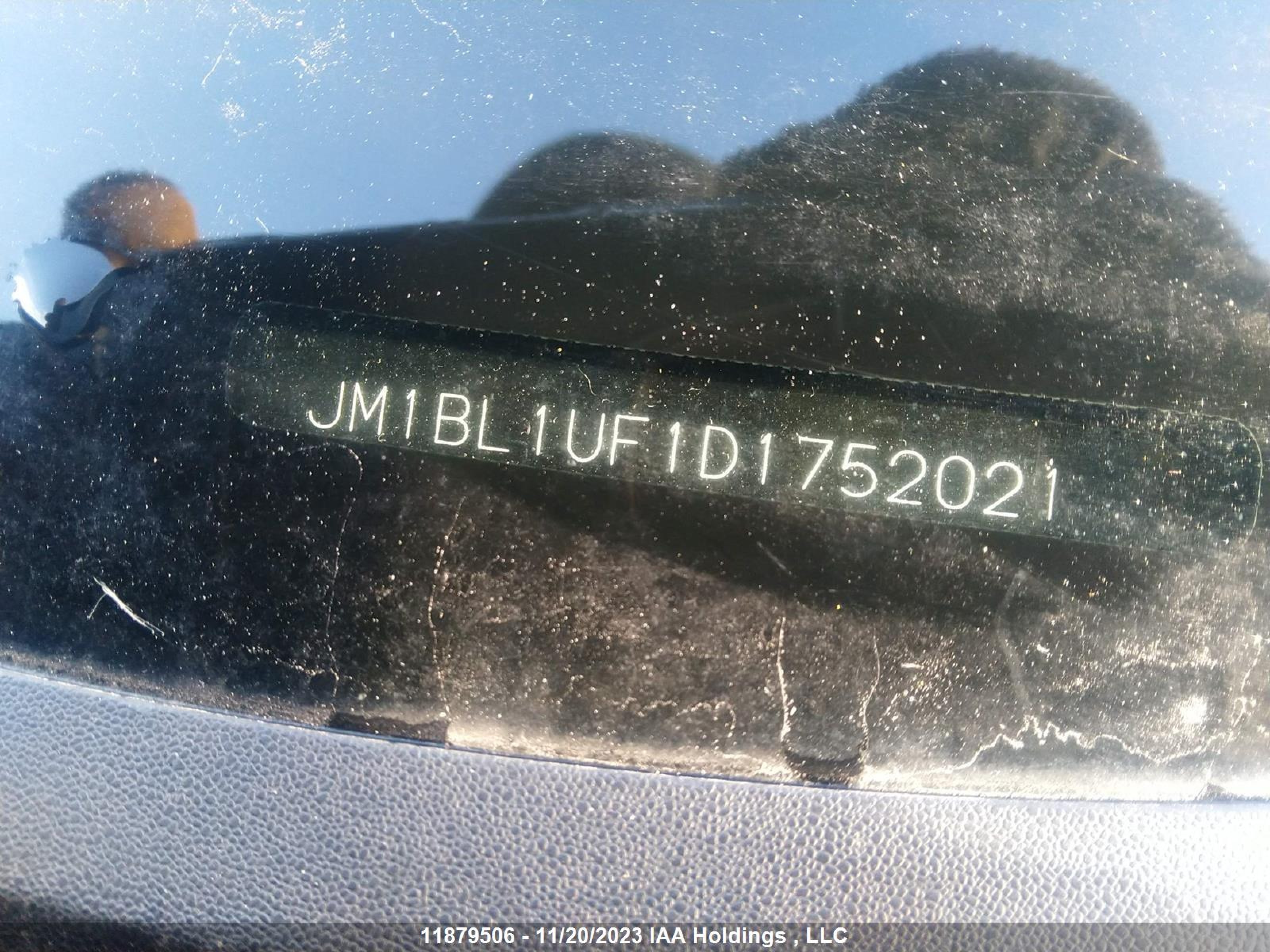 Photo 8 VIN: JM1BL1UF1D1752021 - MAZDA 3 