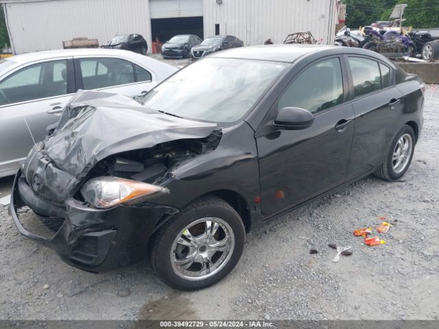 Photo 1 VIN: JM1BL1UF2B1366558 - MAZDA MAZDA3 