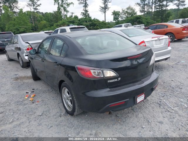 Photo 2 VIN: JM1BL1UF2B1366558 - MAZDA MAZDA3 