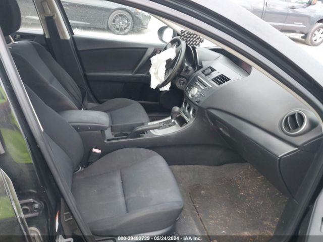 Photo 4 VIN: JM1BL1UF2B1366558 - MAZDA MAZDA3 