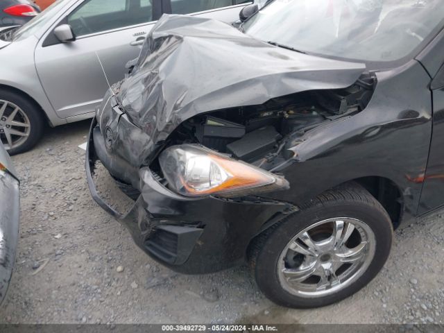 Photo 5 VIN: JM1BL1UF2B1366558 - MAZDA MAZDA3 