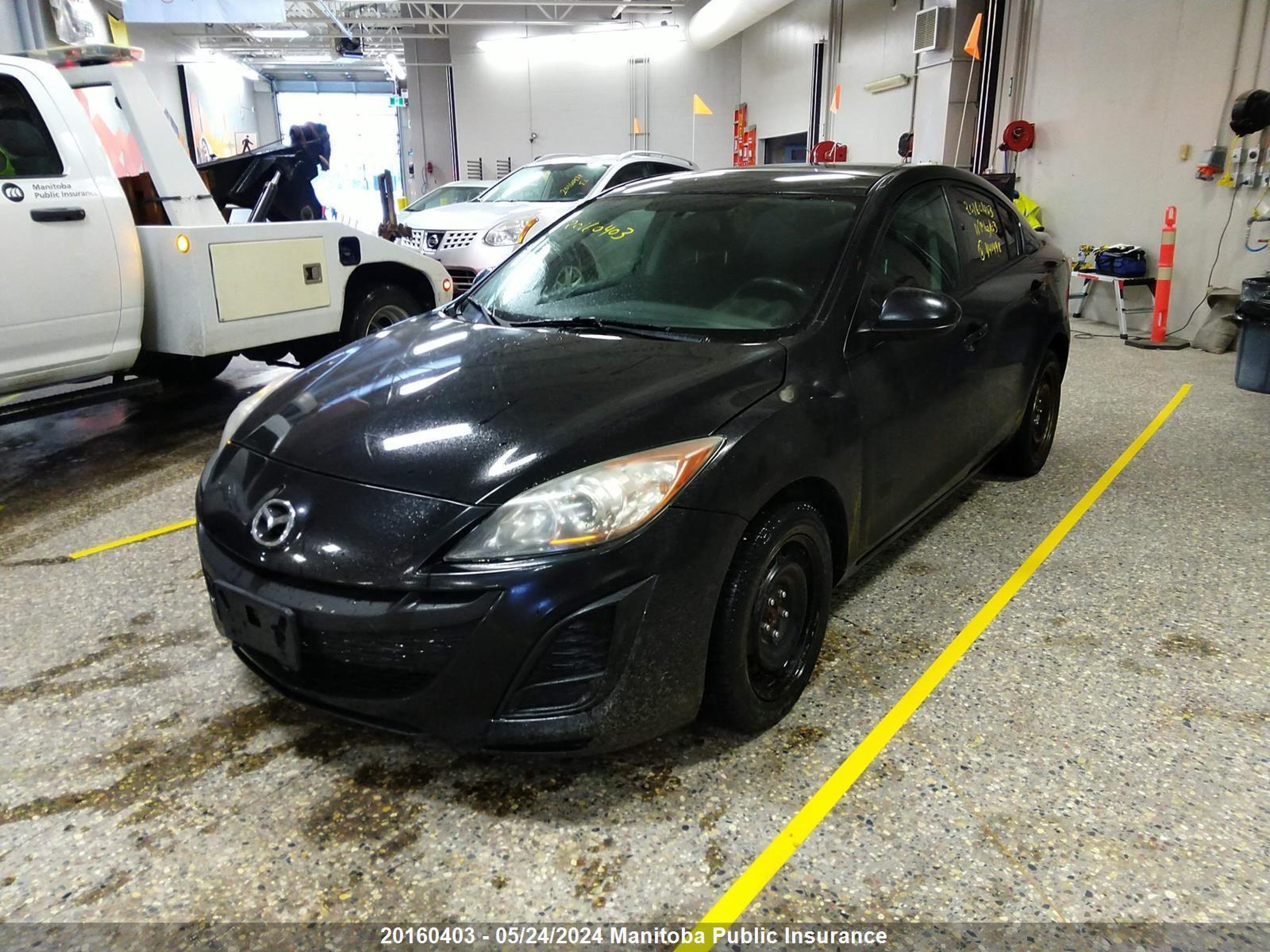 Photo 1 VIN: JM1BL1UF2B1441498 - MAZDA 3 