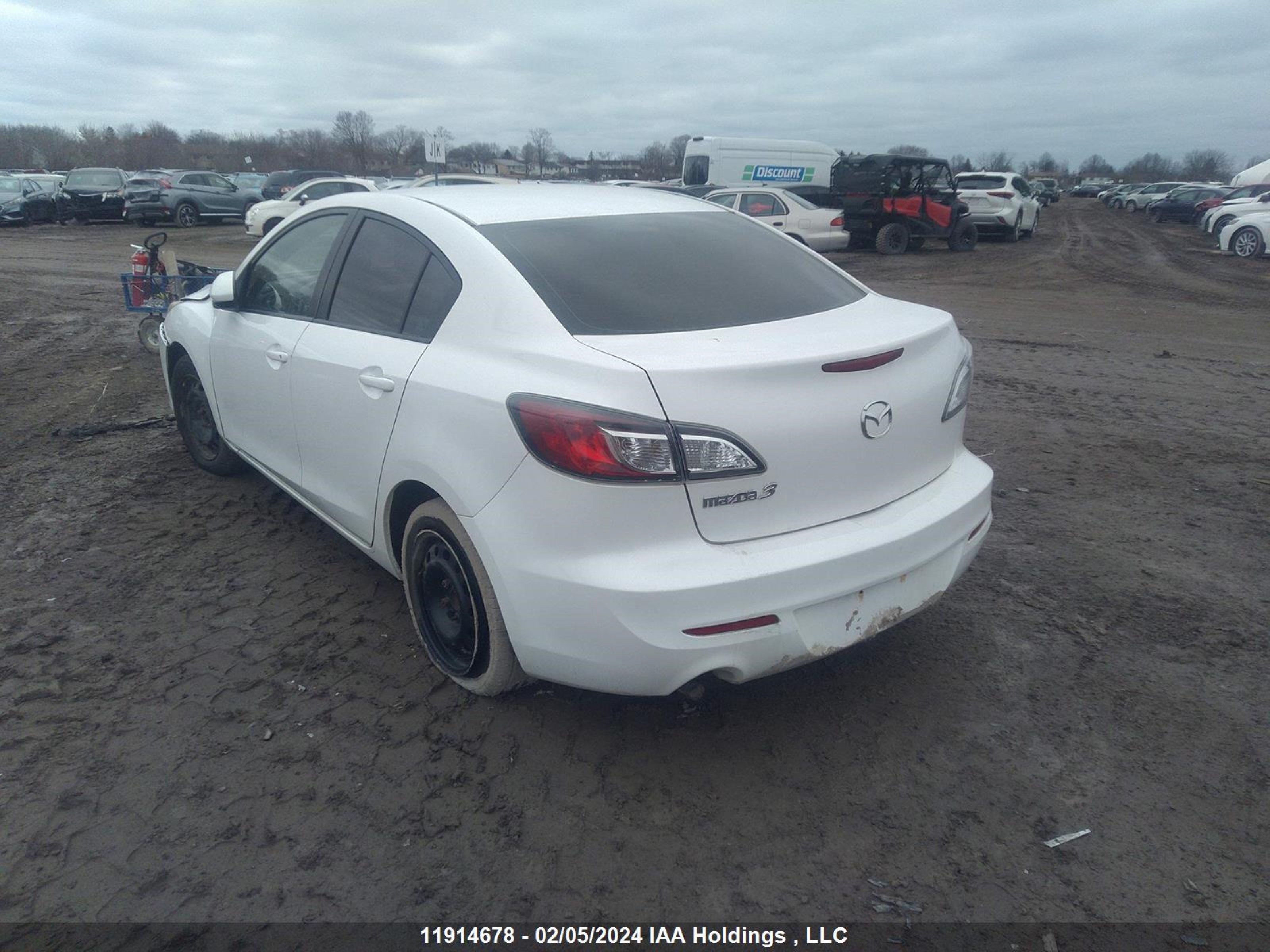 Photo 2 VIN: JM1BL1UF2C1569273 - MAZDA 3 