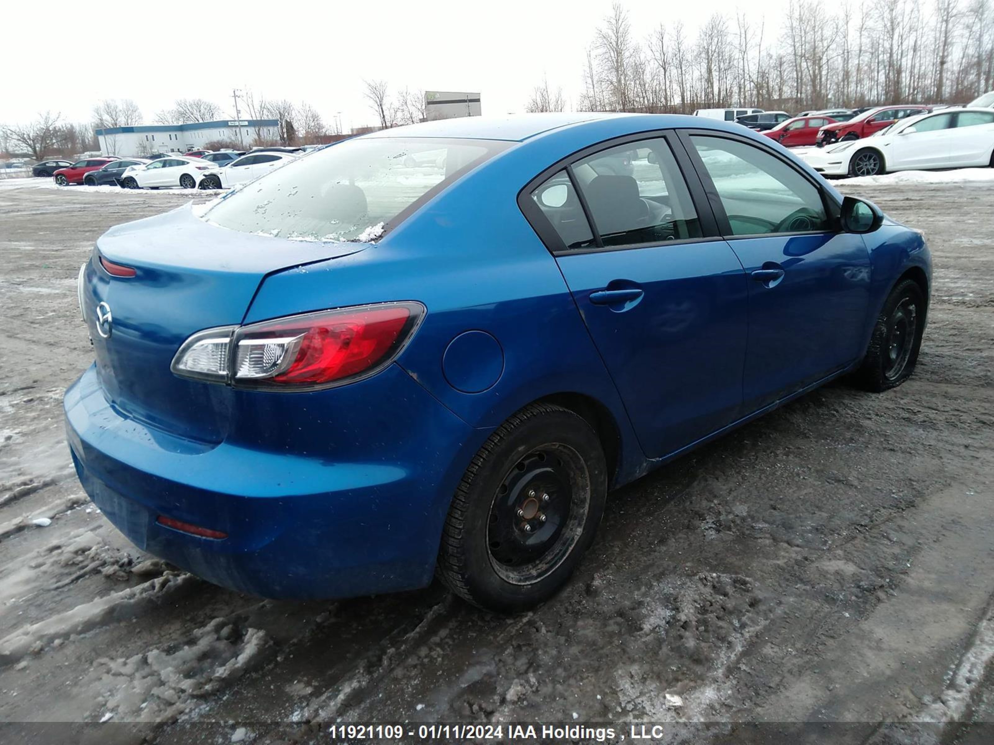 Photo 3 VIN: JM1BL1UF3D1803339 - MAZDA 3 