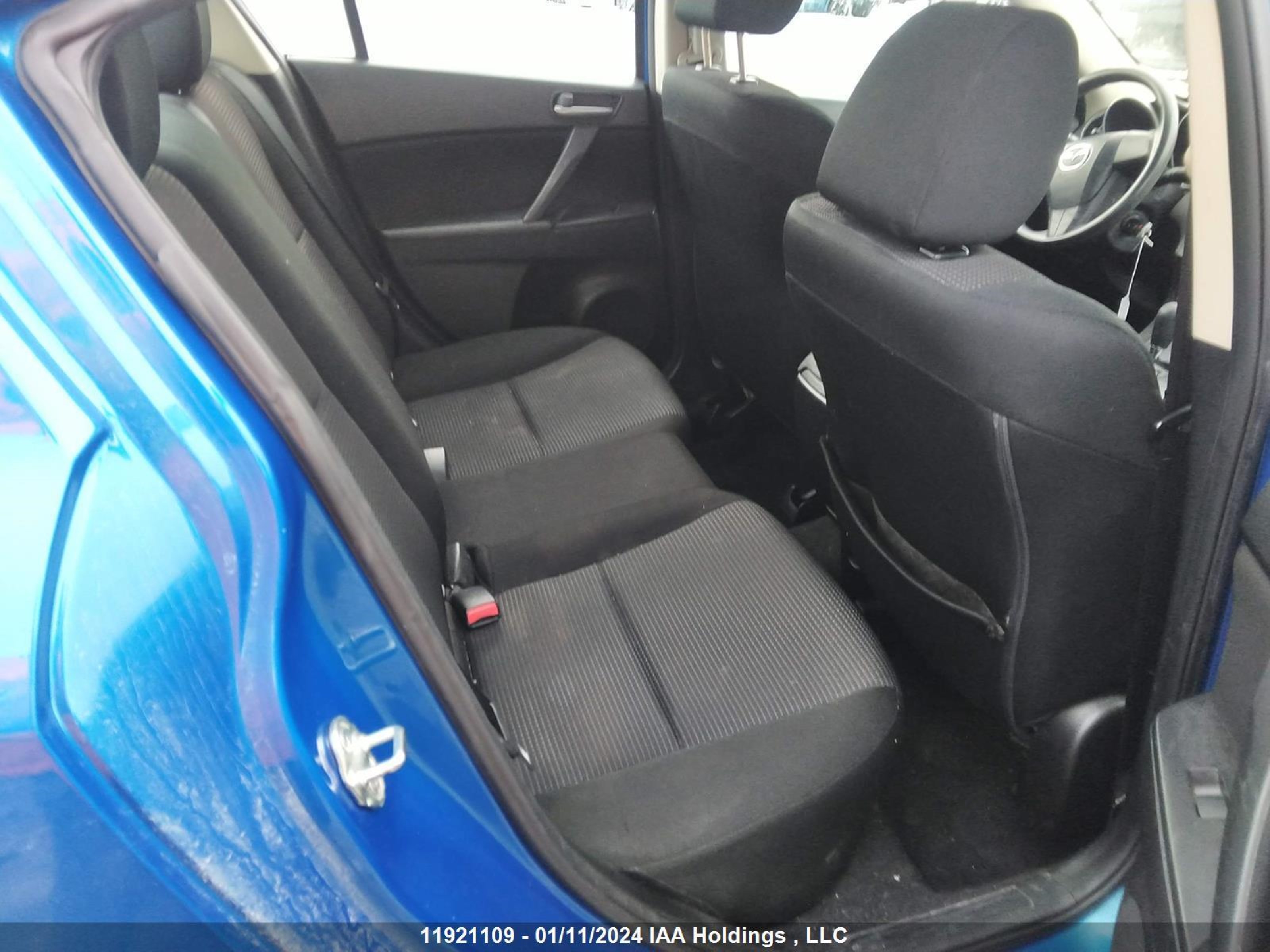 Photo 7 VIN: JM1BL1UF3D1803339 - MAZDA 3 