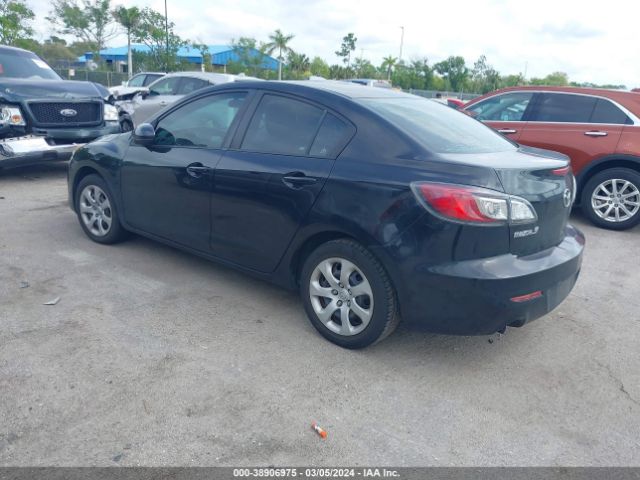 Photo 2 VIN: JM1BL1UF4C1521757 - MAZDA MAZDA3 