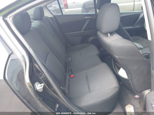 Photo 7 VIN: JM1BL1UF4C1521757 - MAZDA MAZDA3 