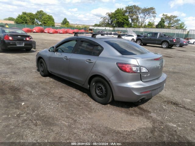 Photo 2 VIN: JM1BL1UF4C1678429 - MAZDA MAZDA3 