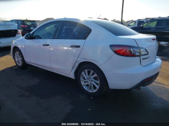 Photo 2 VIN: JM1BL1UF5B1426509 - MAZDA MAZDA3 