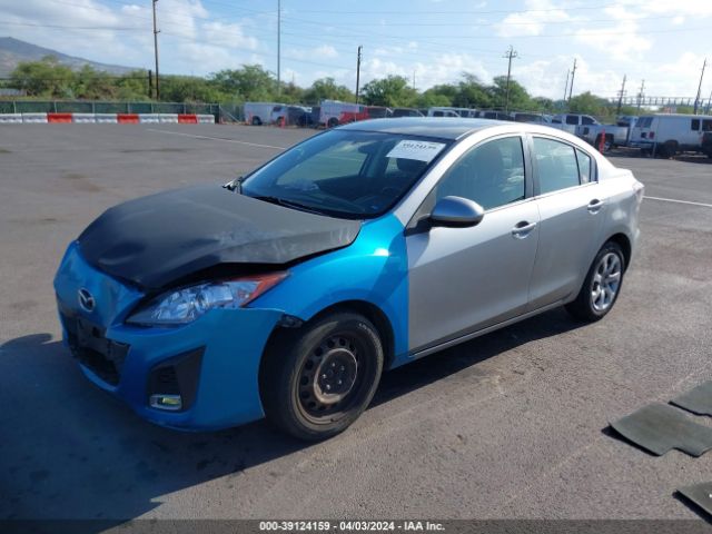 Photo 1 VIN: JM1BL1UF5B1429958 - MAZDA MAZDA3 