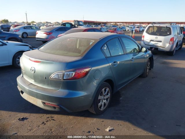 Photo 3 VIN: JM1BL1UF5B1494129 - MAZDA MAZDA3 