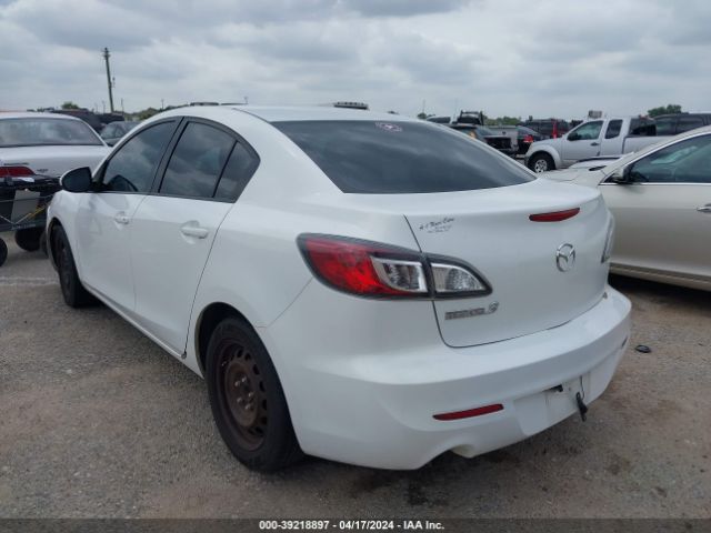 Photo 2 VIN: JM1BL1UF5C1578498 - MAZDA MAZDA3 