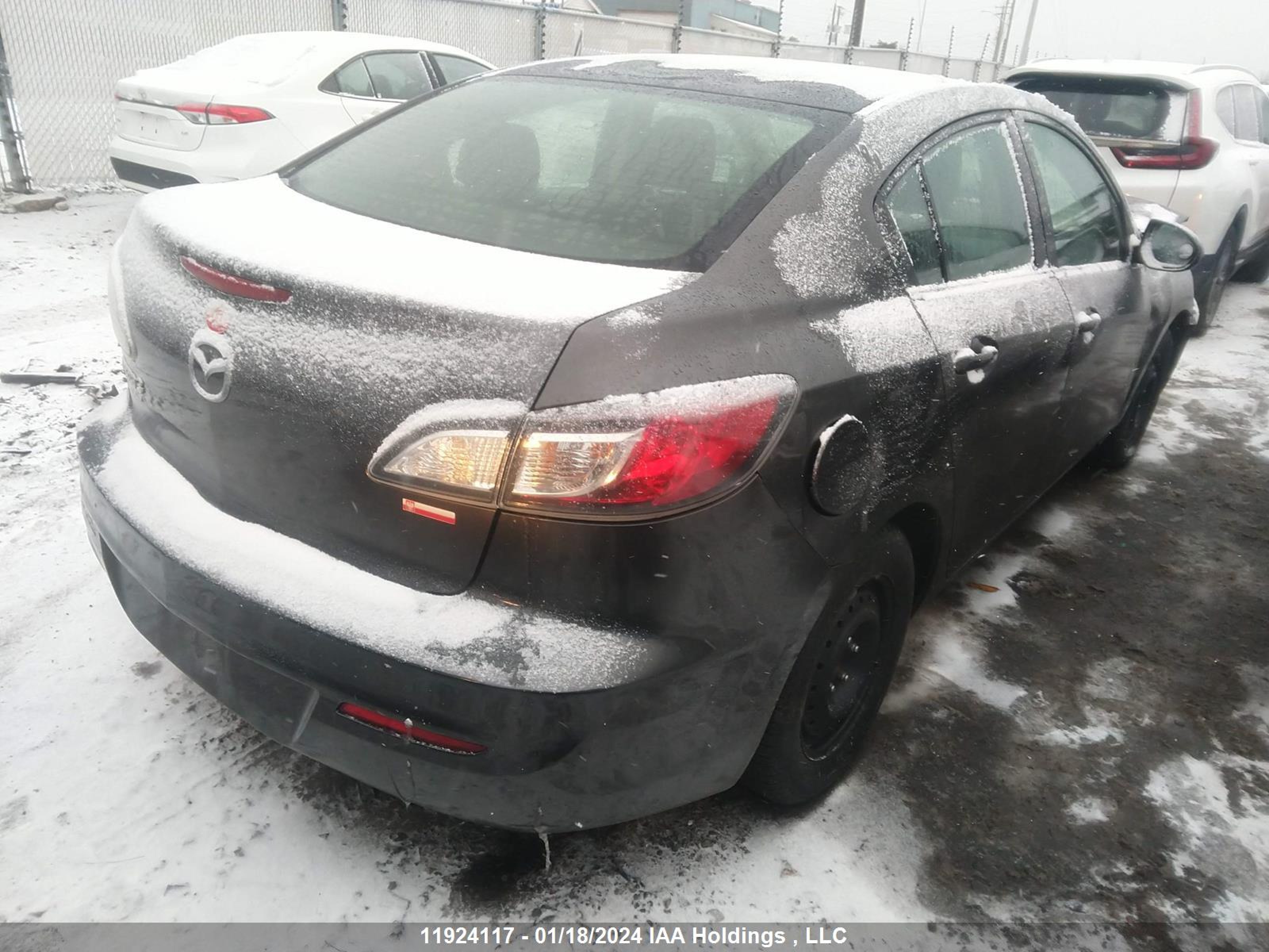 Photo 3 VIN: JM1BL1UF5D1741099 - MAZDA 3 