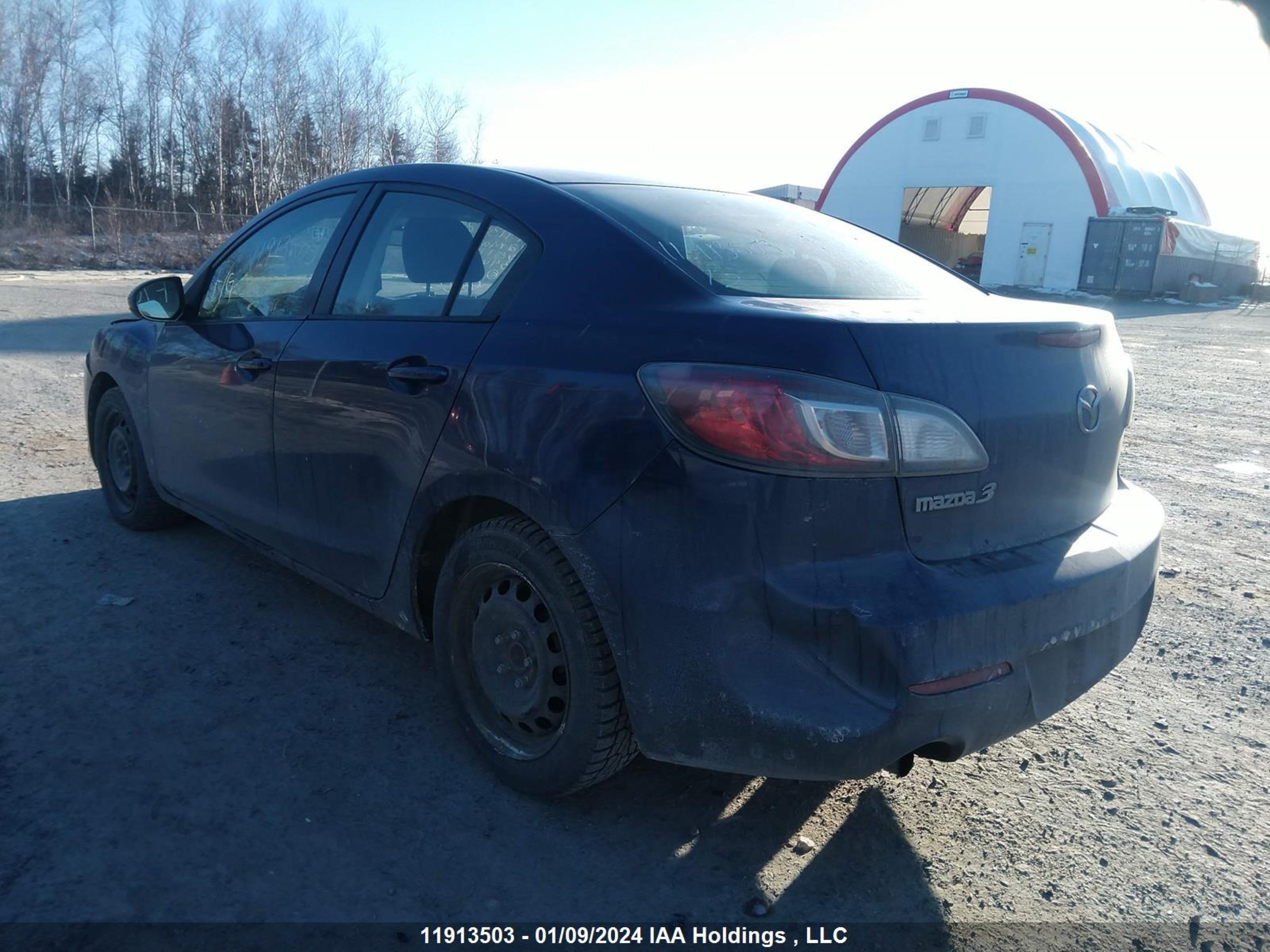 Photo 2 VIN: JM1BL1UF6C1511828 - MAZDA 3 