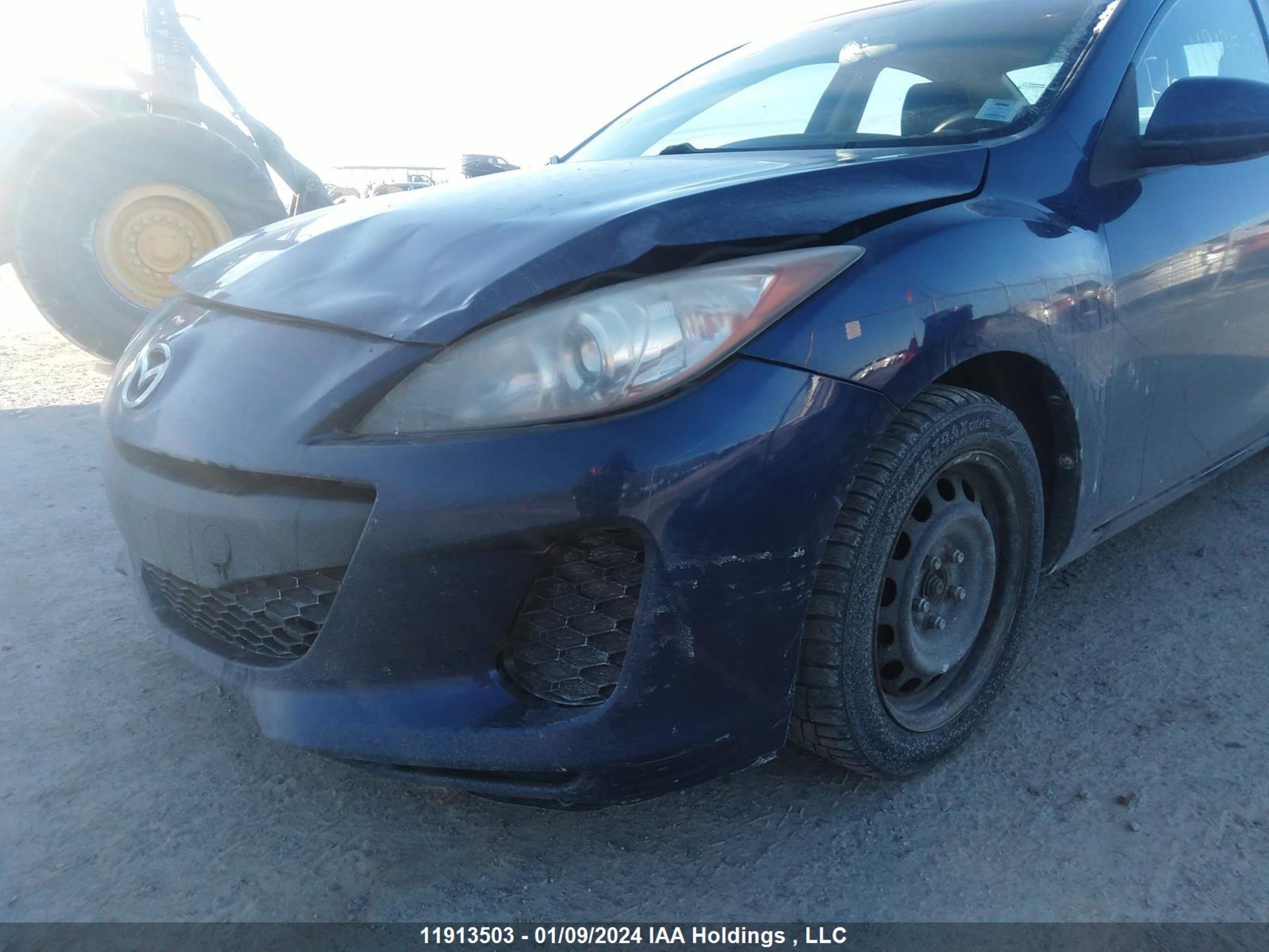 Photo 5 VIN: JM1BL1UF6C1511828 - MAZDA 3 