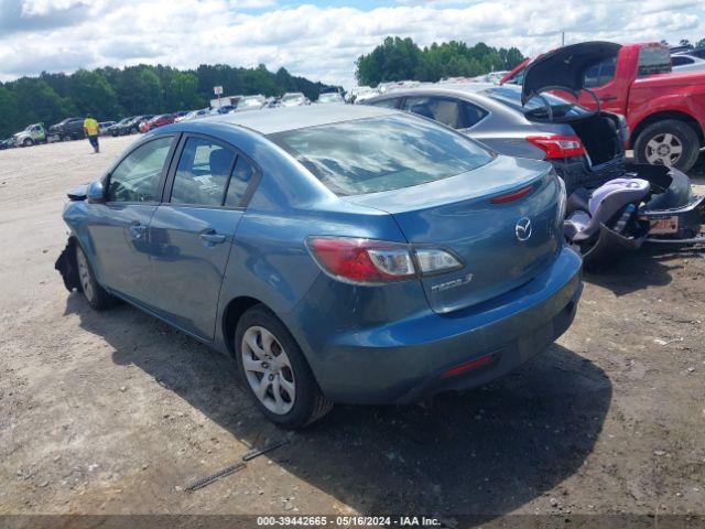 Photo 2 VIN: JM1BL1UF7B1406780 - MAZDA 3 