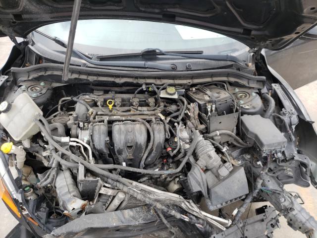 Photo 6 VIN: JM1BL1UF7B1461178 - MAZDA 3 I 