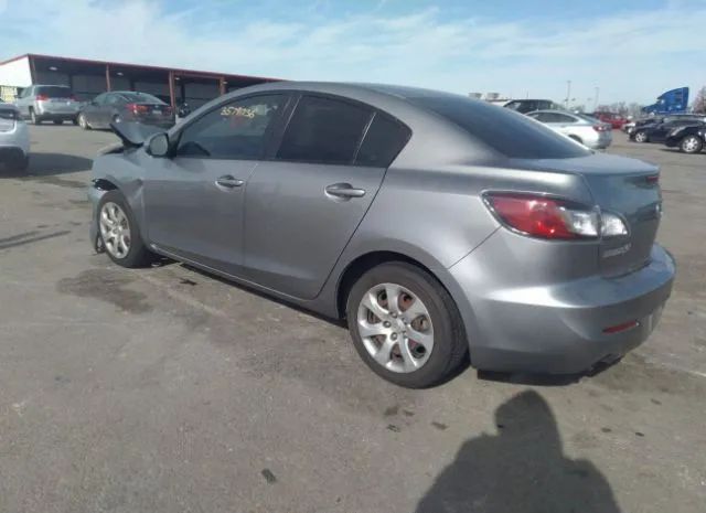 Photo 2 VIN: JM1BL1UF7C1588174 - MAZDA MAZDA3 