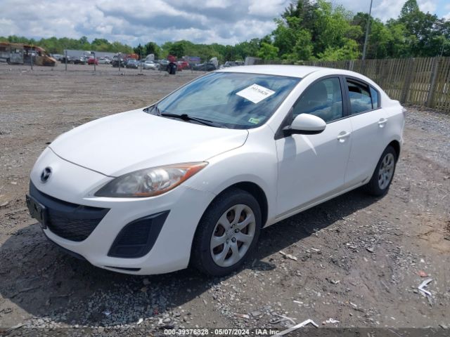 Photo 1 VIN: JM1BL1UF8B1442316 - MAZDA MAZDA3 