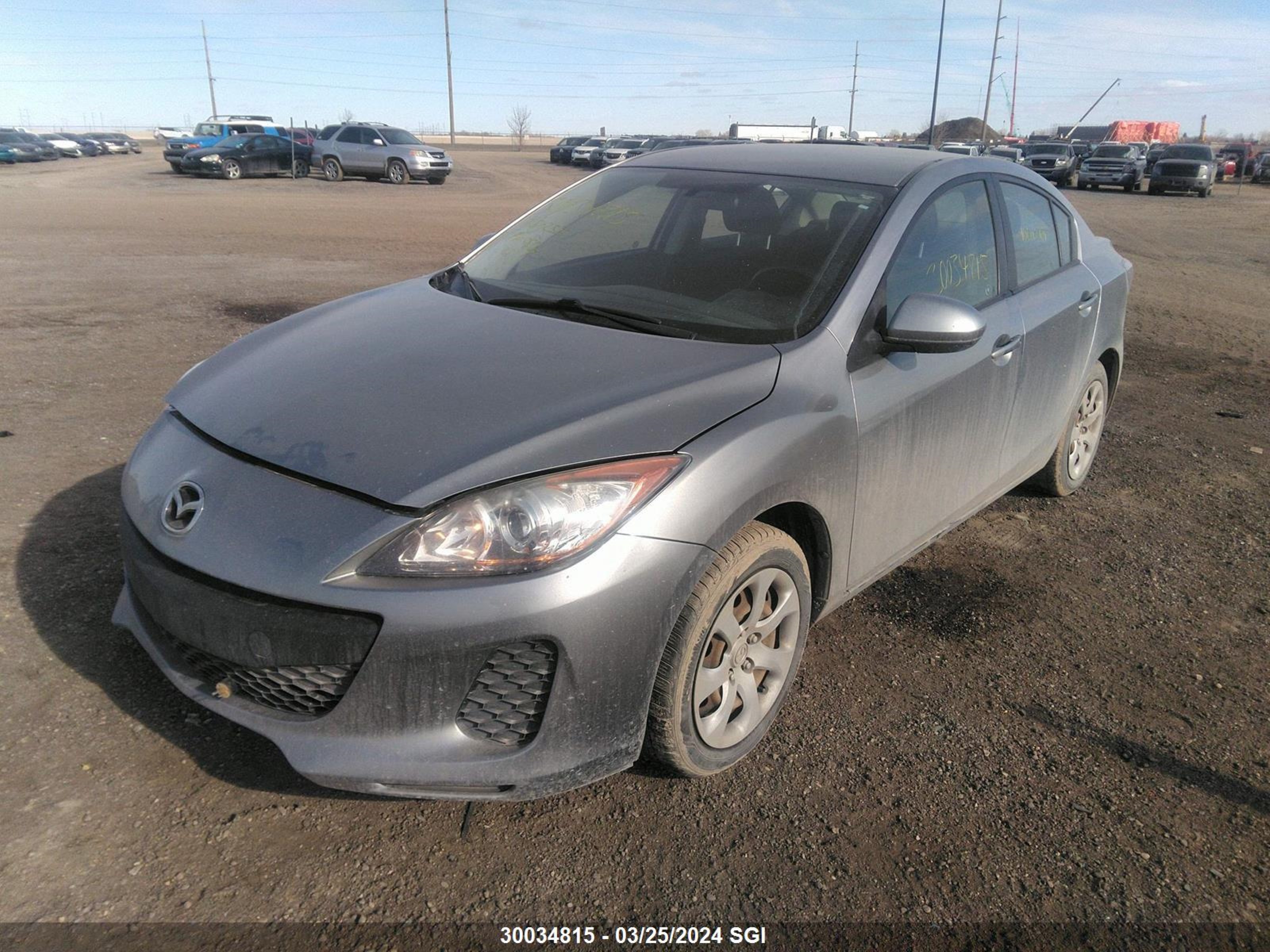 Photo 1 VIN: JM1BL1UF8C1542370 - MAZDA 3 