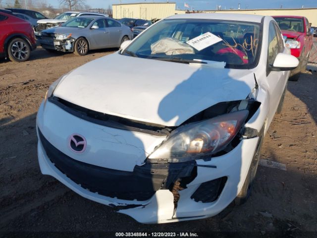 Photo 5 VIN: JM1BL1UF8C1579371 - MAZDA MAZDA3 