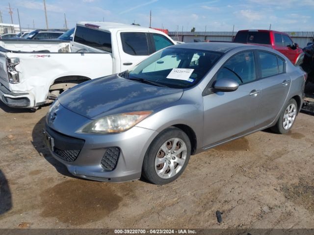 Photo 1 VIN: JM1BL1UF8C1654358 - MAZDA MAZDA3 