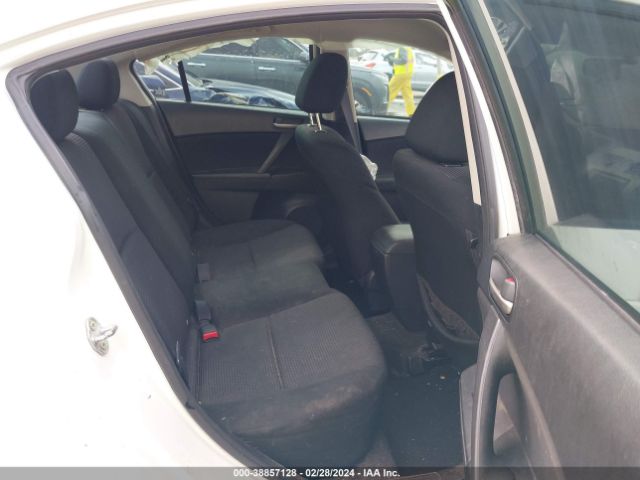 Photo 7 VIN: JM1BL1UF9C1517591 - MAZDA MAZDA3 