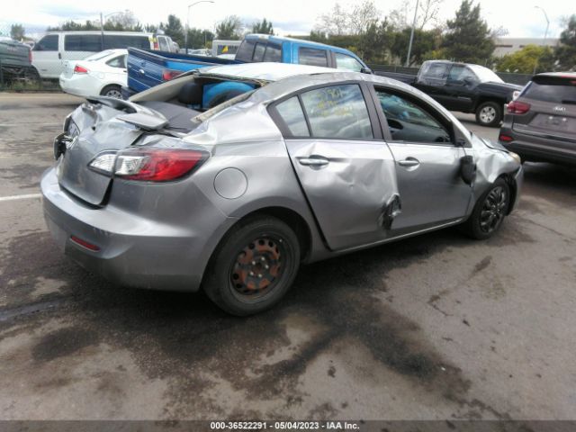 Photo 3 VIN: JM1BL1UF9C1528297 - MAZDA MAZDA3 