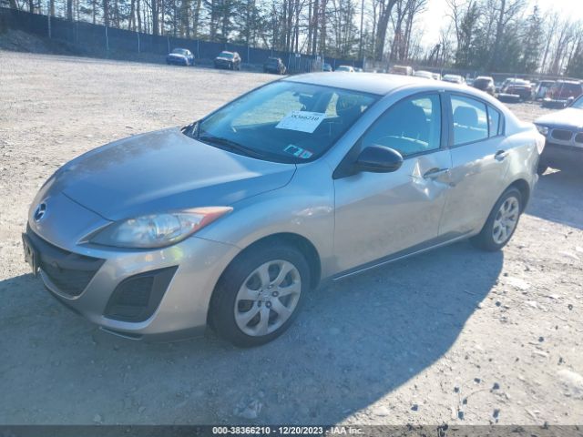 Photo 1 VIN: JM1BL1UG0B1359973 - MAZDA MAZDA3 