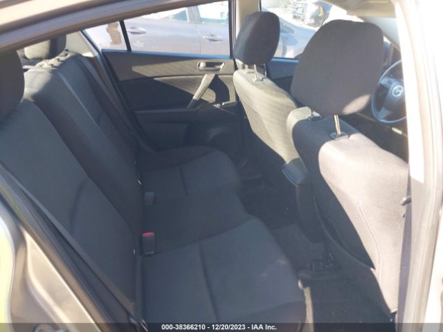 Photo 7 VIN: JM1BL1UG0B1359973 - MAZDA MAZDA3 