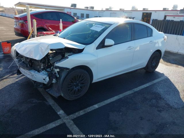 Photo 1 VIN: JM1BL1UG0B1491003 - MAZDA MAZDA3 