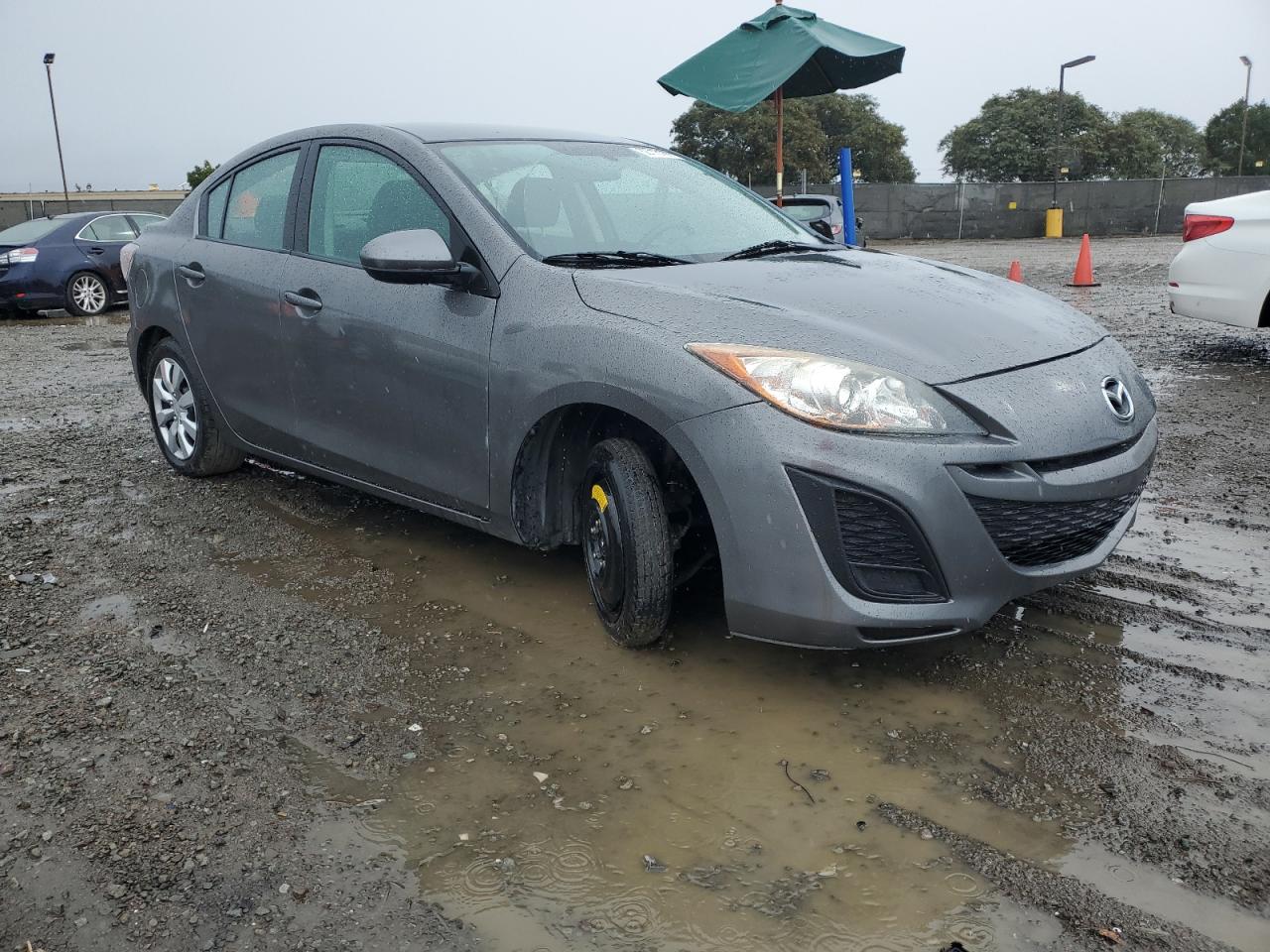 Photo 3 VIN: JM1BL1UG1B1457930 - MAZDA 3 