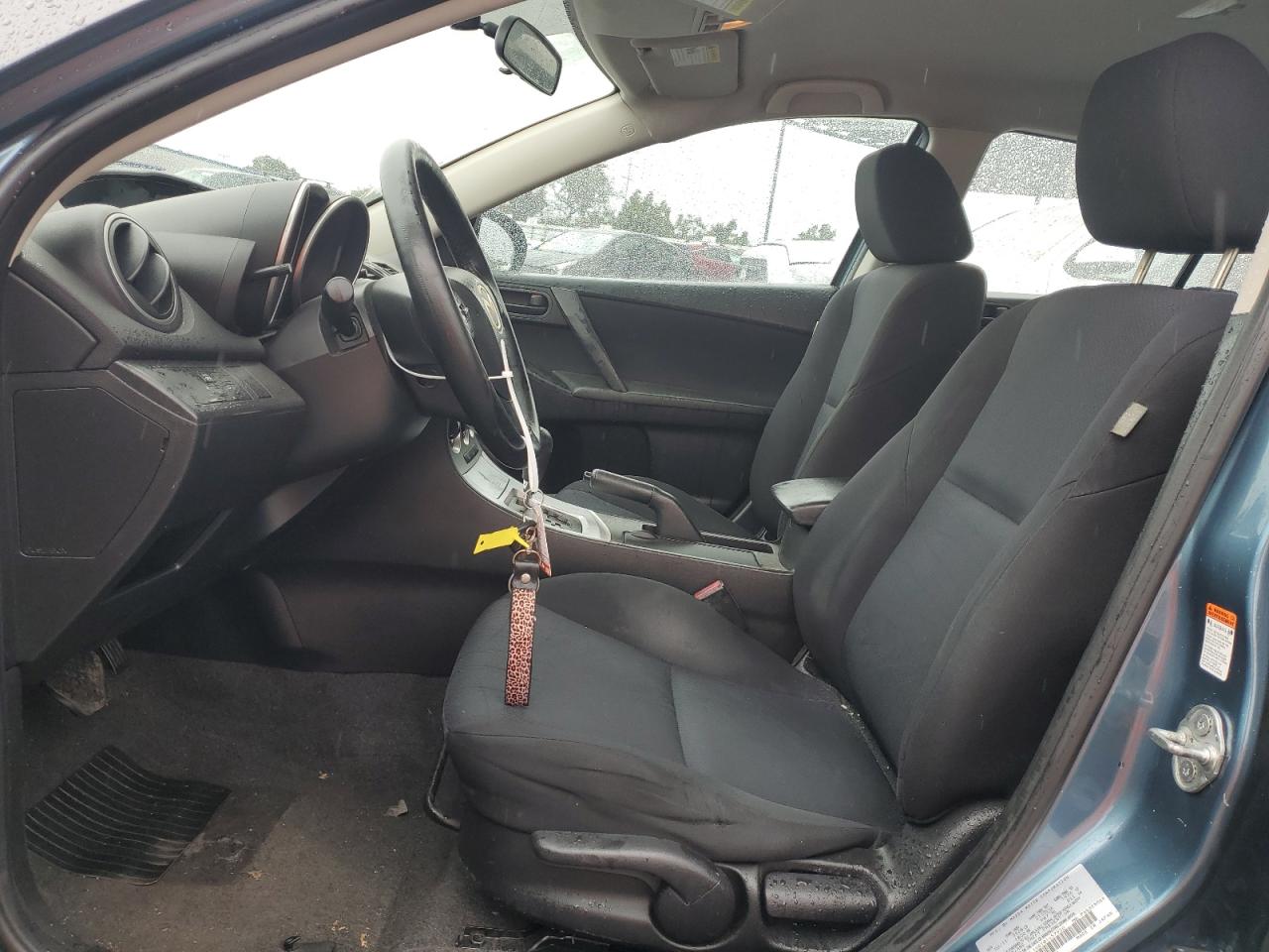 Photo 6 VIN: JM1BL1UG1B1457930 - MAZDA 3 