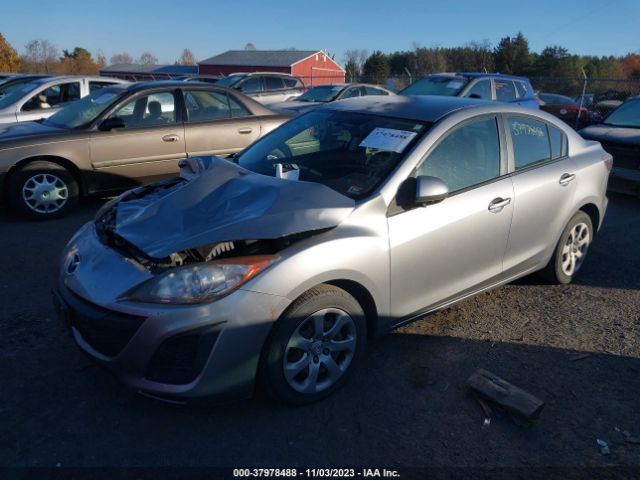 Photo 1 VIN: JM1BL1UG1B1494704 - MAZDA MAZDA3 