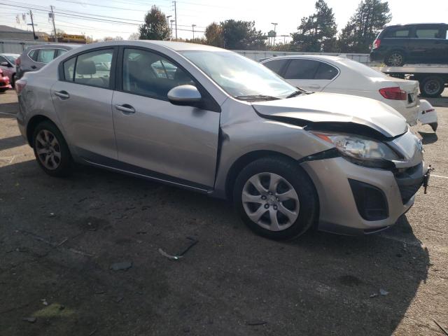 Photo 3 VIN: JM1BL1UG2B1494064 - MAZDA 3 