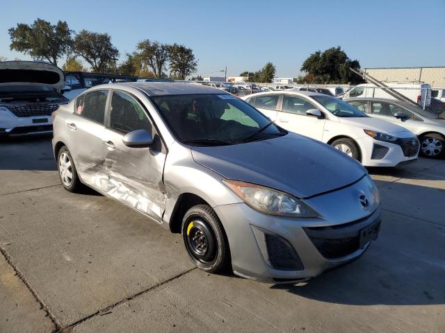 Photo 3 VIN: JM1BL1UG3B1373799 - MAZDA 3 I 