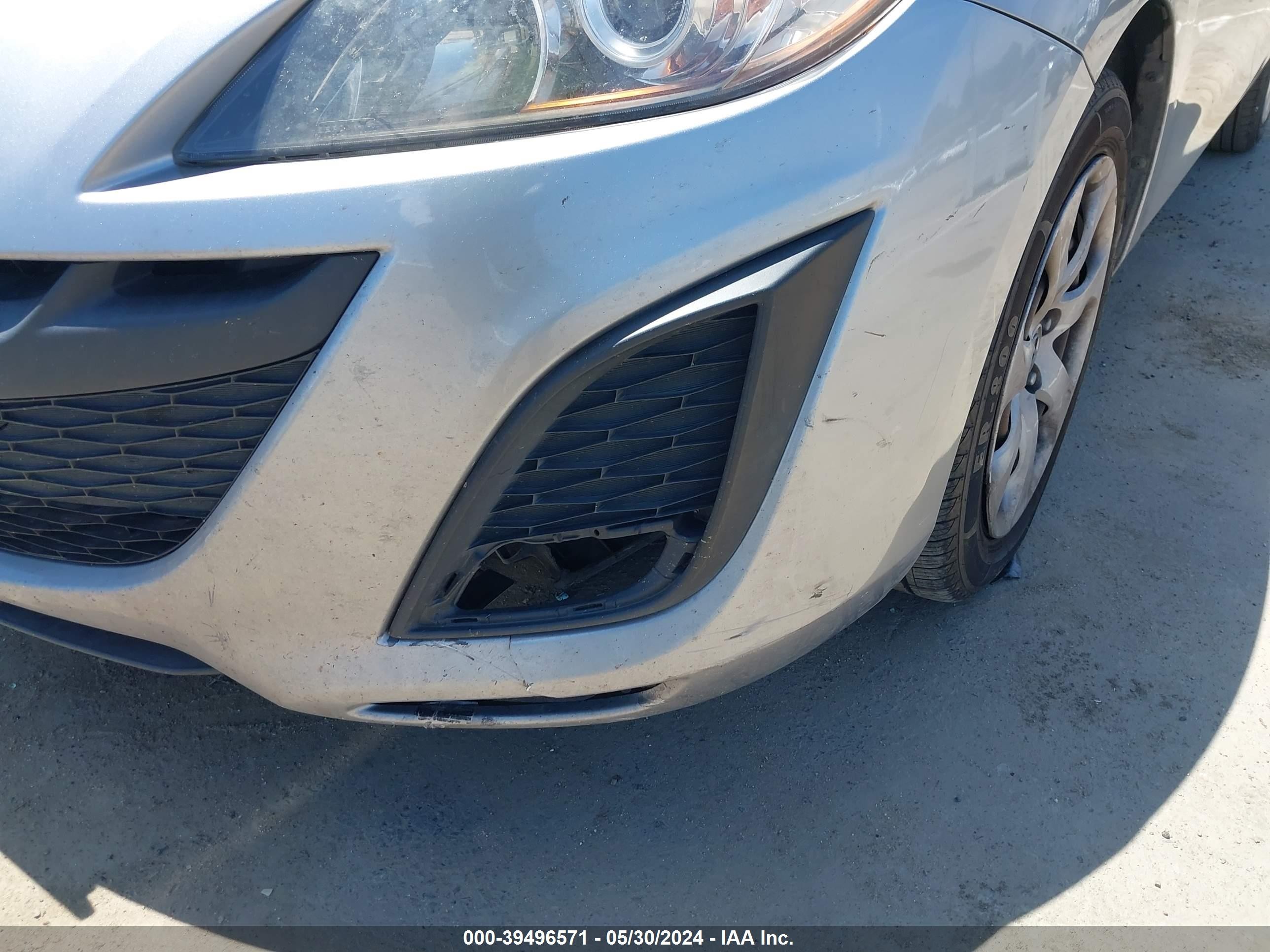 Photo 16 VIN: JM1BL1UG3B1429837 - MAZDA 3 